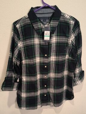 Tommy Hilfiger Navy, Green & White Plaid Shirt Men's Large Lt Flannel Sleeve Btn